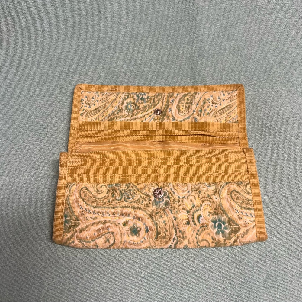 Donna Sharp fabric Paisley Clutch wallet multiple pockets and slots zip coin - Picture 6 of 8
